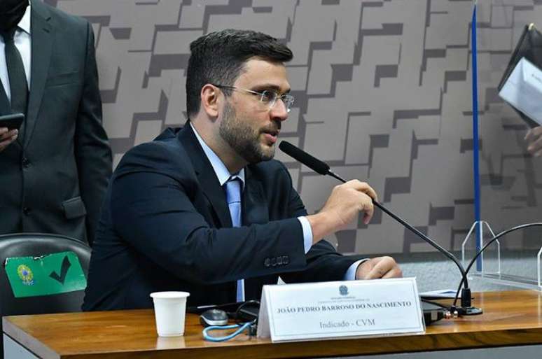 João Pedro Barroso Nascimento em sabatina no Senado após indicação de Bolsonaro, em abril.