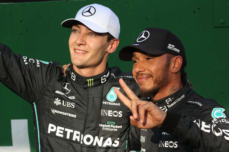 George Russell e Lewis Hamilton saem na frente em Interlagos 