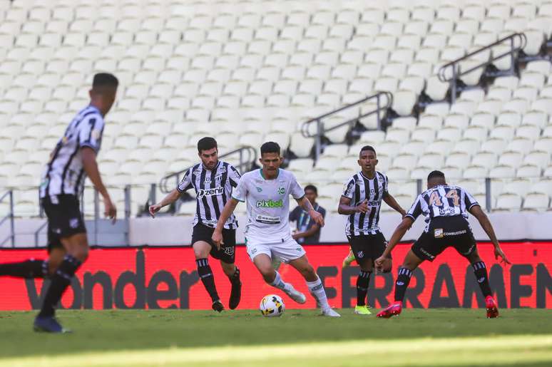 Vozão termina a competição na 17ª colocação, enquanto clube gaúcho fica na lanterna