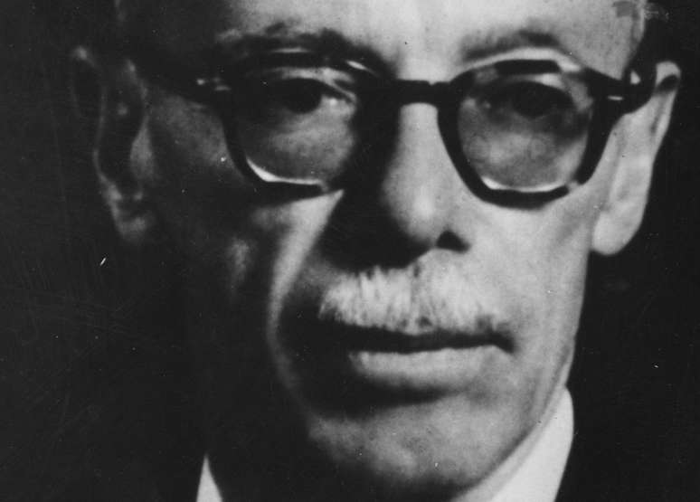 Jos&eacute; Maria Velasco Ibarra foi presidente cinco vezes, mas n&atilde;o completou nenhum dos seus mandatos b