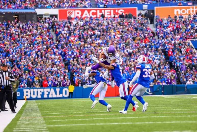Em jogo de abertura da NFL, Buffalo Bills vencem Los Angeles Rams