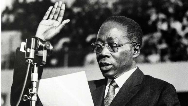 Leopold Senghor foi o primeiro presidente do Senegal independente e liderou o pa&iacute;s por duas d&eacute;cadas