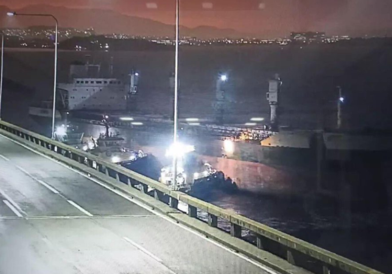Ponte Rio-Niterói é fechada após colisão de navio; vídeo