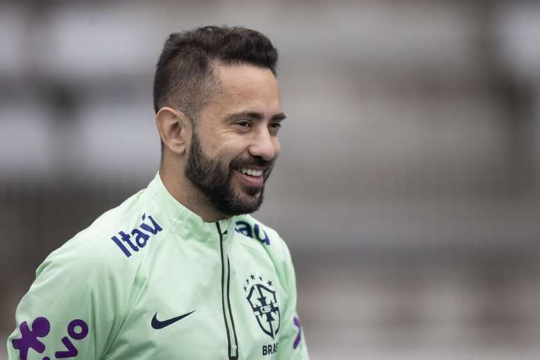 Everton Ribeiro foi convocado pela Seleção para a Copa do Mundo (Foto: Lucas Figueiredo/CBF)