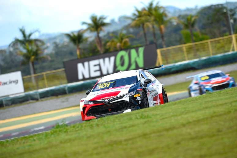 Petecof participou de cinco etapas da Stock Car em 2022 e somou 42 pontos no campeonato 