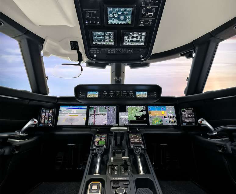 A cabine de comando do Gulfstream é um show de tecnologia e tem design 'clean'