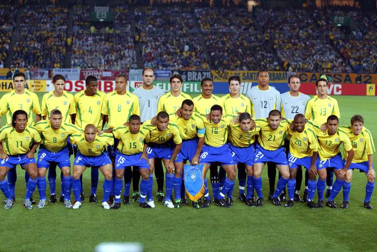 Seleção Brasileira em foto posada antes da final da Copa do Mundo de 2002