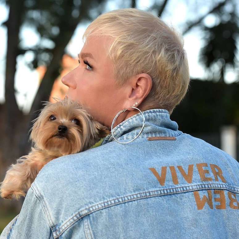 Xuxa rebateu críticas que recebeu por criar 'quartinho' para sua cachorra, Doralice.