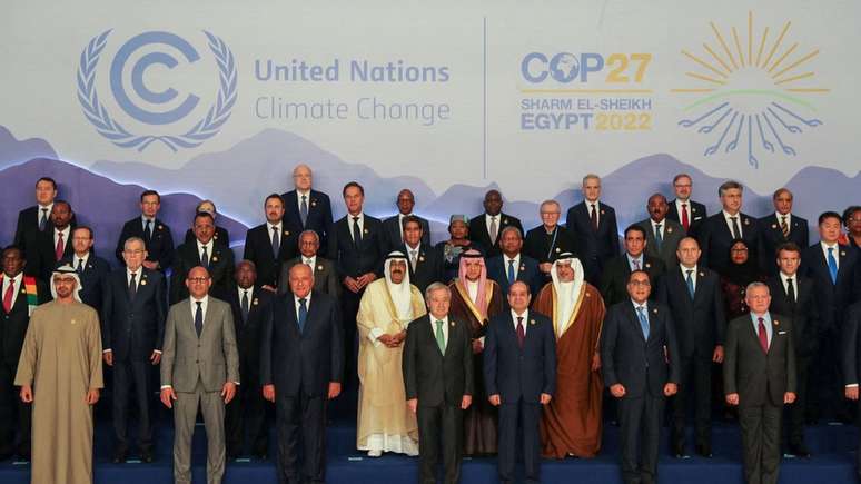 Foto oficial de abertura do evento com os l&iacute;deres mundiais reunidos