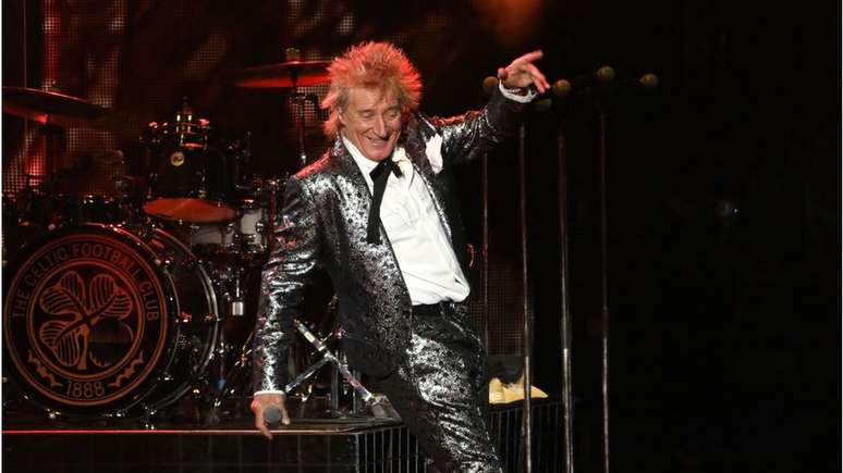 Rod Stewart disse que foi convidado para se apresentar na Copa do Mundo há 15 meses, mas recusou a proposta