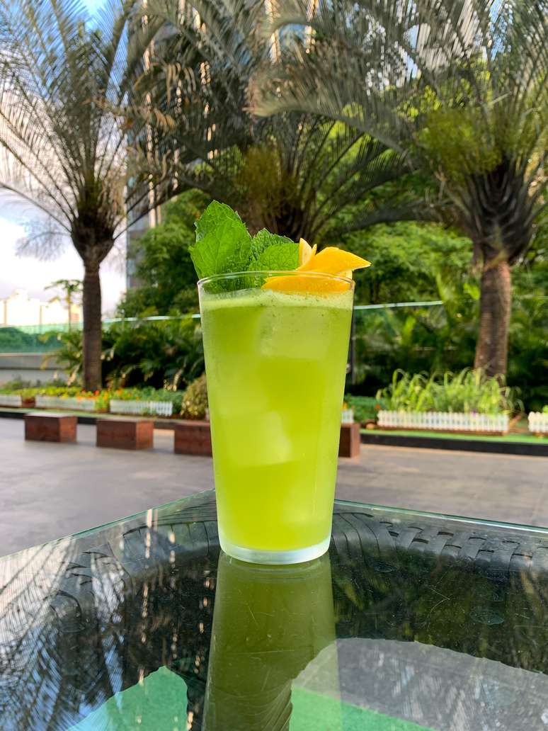 Drink Camisa 10 do Sky Hall Terrace