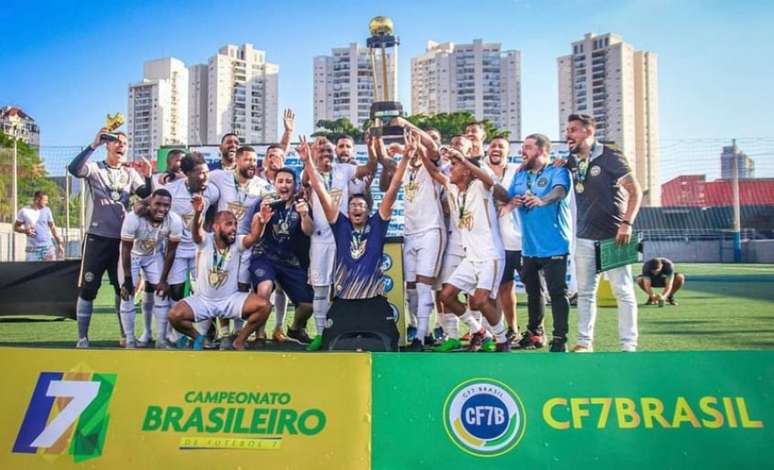 Nacional-PR :: Brasil :: Perfil da Equipe 