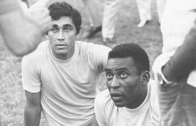 Clodoaldo e Pelé durante treino para a Copa de 70