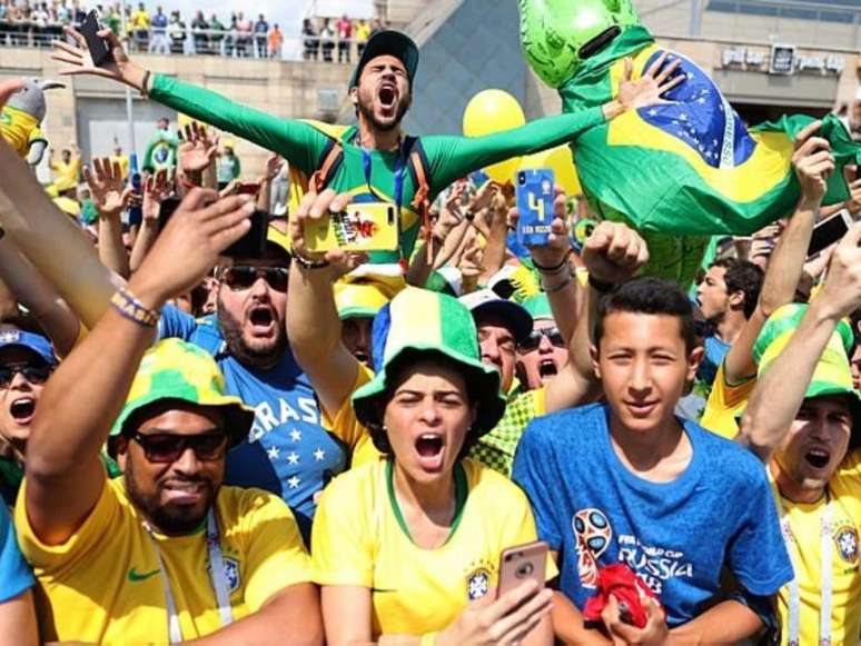 O que acontece com as escolas e as empresas durante os jogos do Brasil?