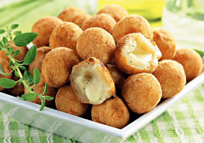 14- No ch&aacute; de casa nova, o menu deve ser informal. Fonte: M de Mulher