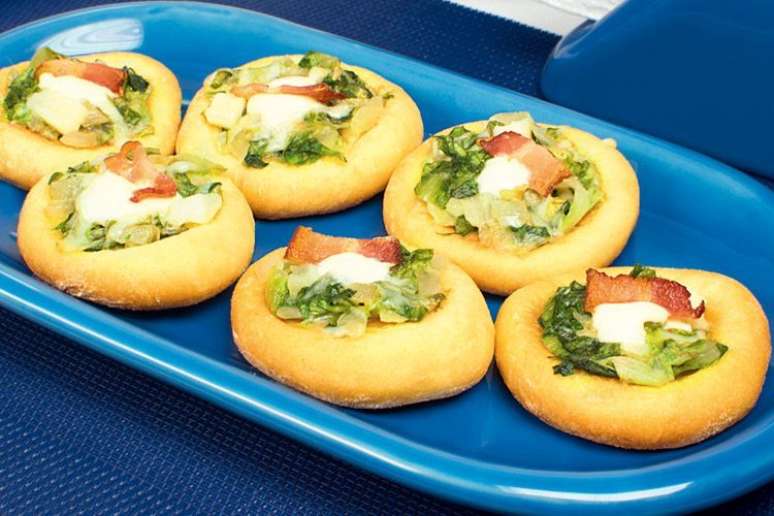 Esfirras abertas saborosas