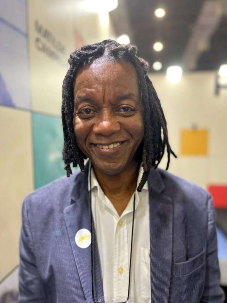 Tom afirmou que a principal base foi refletir o Brasil de hoje a partir de tudo o que ocorreu no passado