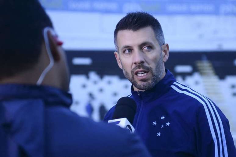 Paulo Pezzolano usa o mesmo discurso de 2022, quando pede paciênca do torcedor com o time azul - (Foto: Staff Images/Cruzeiro)