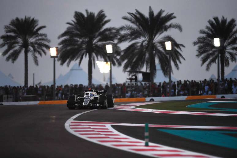 Pierre Gasly fechou a passagem pela AlphaTauri com um 14º lugar em Abu Dhabi 