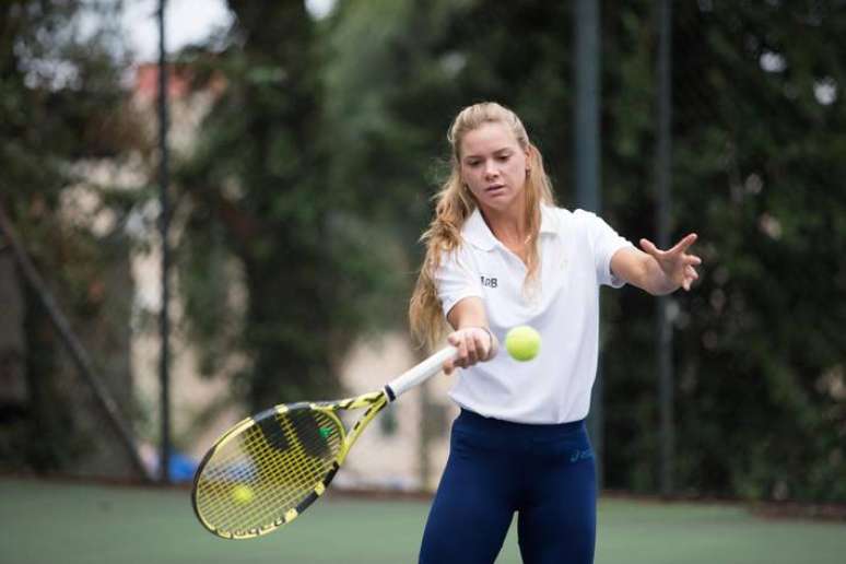 A tenista Laura Pigossi jogará às 17h na final do simples feminino 