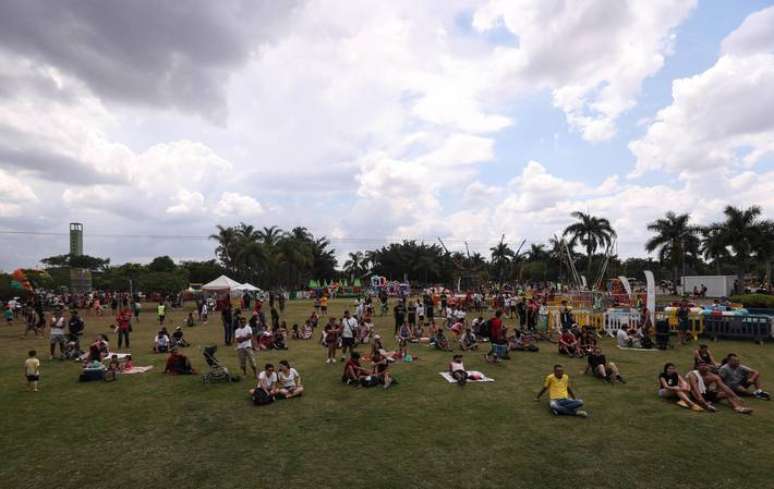 Parque Villa Lobos n&atilde;o ficou t&atilde;o cheio para o jogo de abertura da Copa