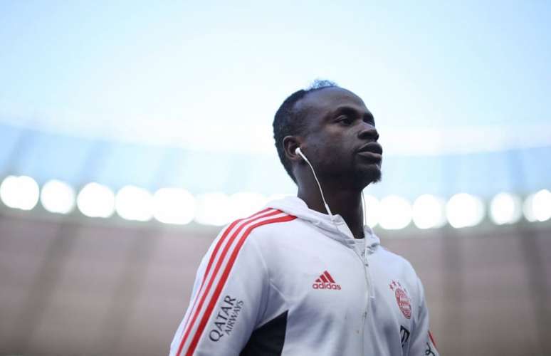 Mané, de Senegal, está fora da Copa do Mundo do Qatar devido à lesão (RONNY HARTMANN / AFP)