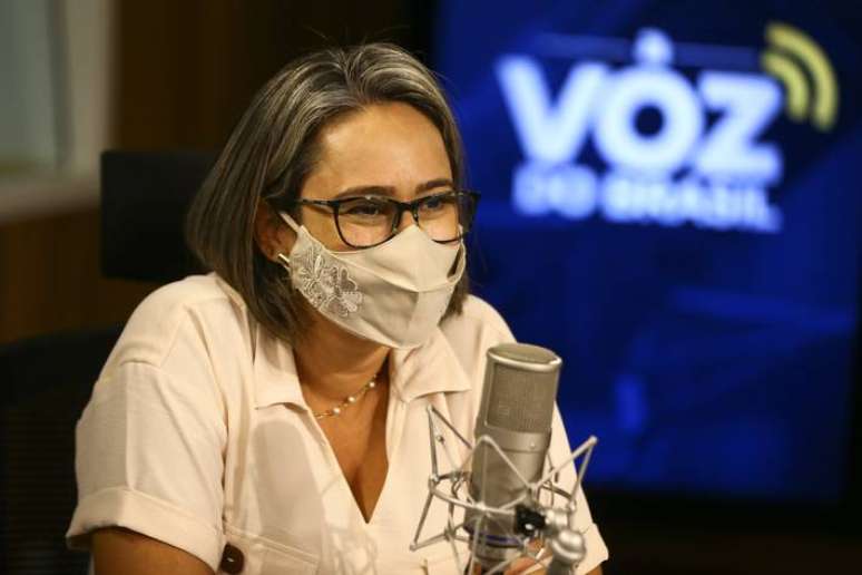 A ex-secretária nacional de atenção à primeira infância, Luciana Siqueira Lira de Miranda, durante participação do programa A Voz do Brasil em julho de 2021.