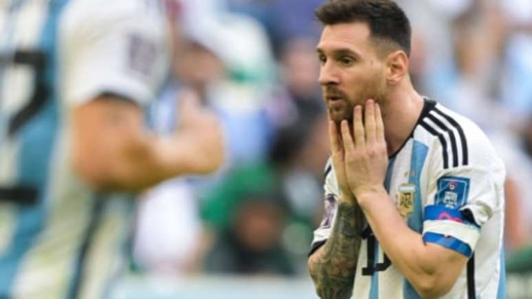 Messi não conseguiu dar a vitória aos hermanos (JUAN MABROMATA / AFP)