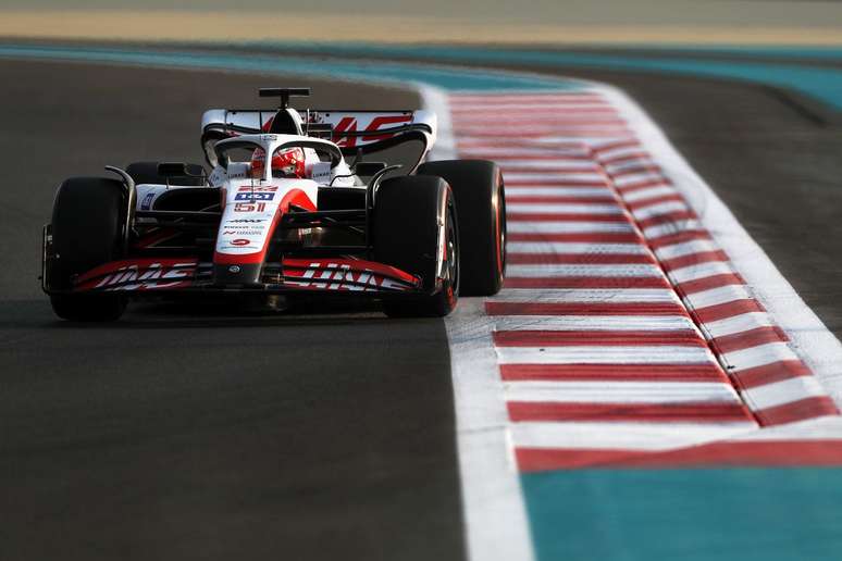 Pietro Fittipaldi foi 21º colocado no teste de Abu Dhabi 