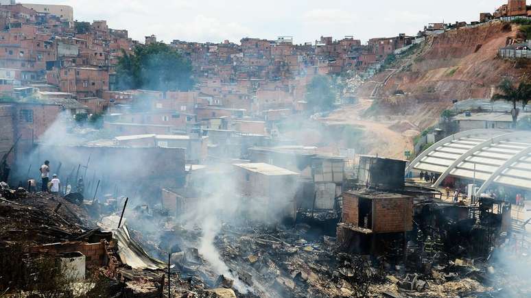 Levantamento do Insper analisou dados de mais de 500 incêndios em favelas de São Paulo entre 2011 e 2016 e o valor da terra nesses locais