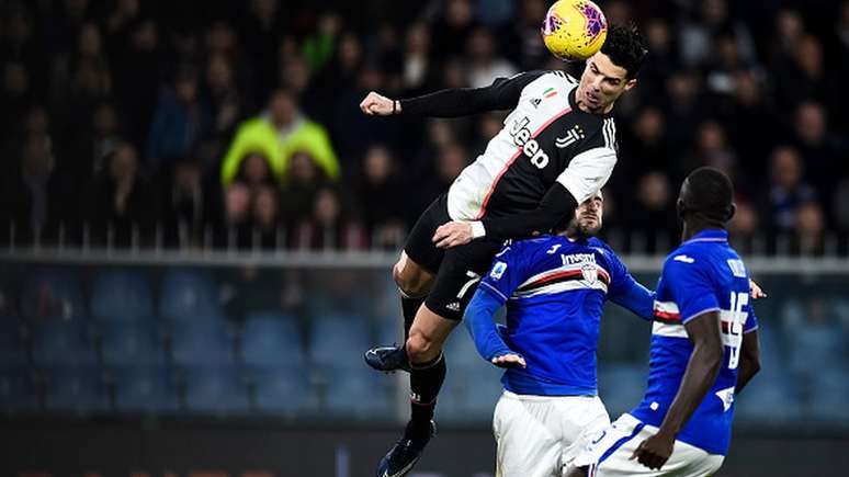 Em lance histórico, Cristiano Ronaldo saltou impressionantes 2,56 metros para fazer um gol decisivo em 2019