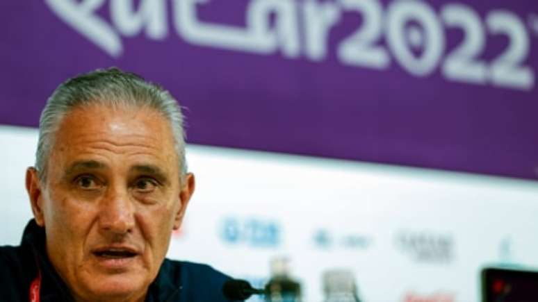 Tite cita a importância do equilíbrio tático para a Seleção (Foto: EFE/ Antonio Lacerda)