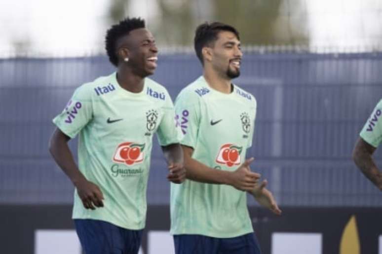 Vini Jr e Lucas Paquetá em treino da Seleção Brasileira (Foto: Lucas Figueiredo / CBF)