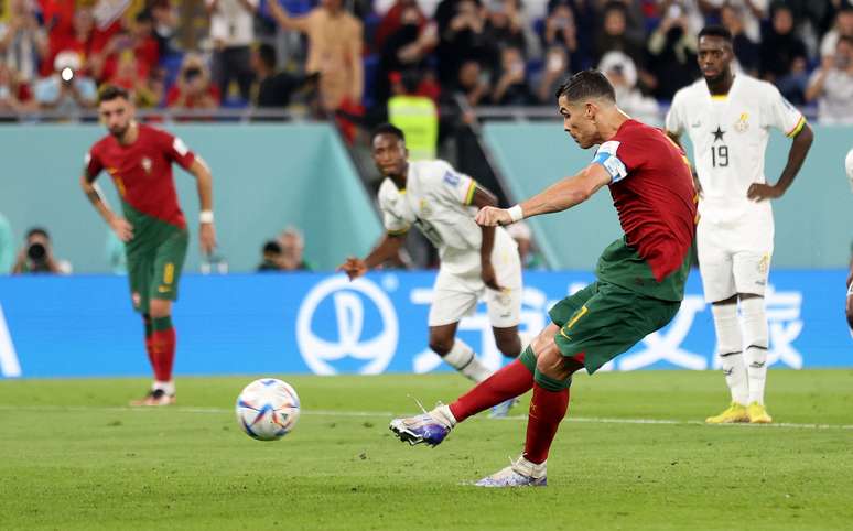 Cristiano Ronaldo abriu o placar da vitória de Portugal sobre Gana por 3 a 2