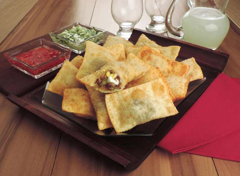 Pastelzinho paulista para curtir a Copa – Foto: Guia da Cozinha