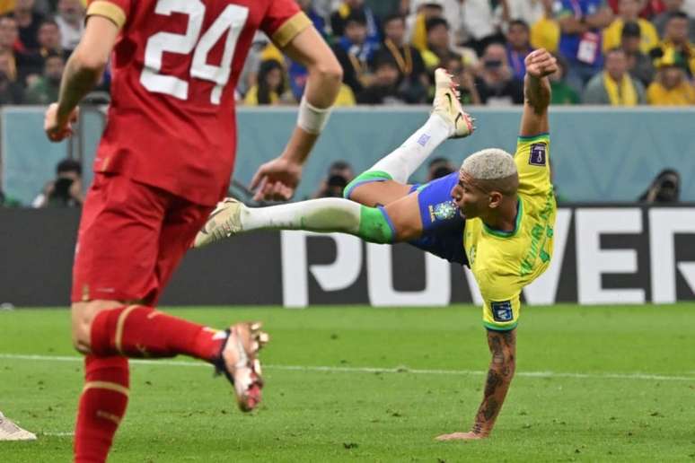 Brasil vence a Sérvia em estreia na Copa; veja memes da vitória