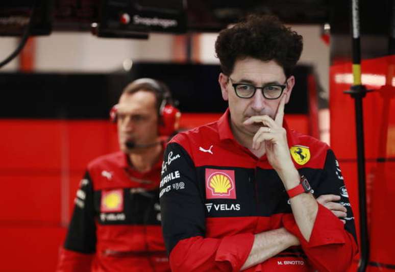 Mattia Binotto durante o GP de Singapura