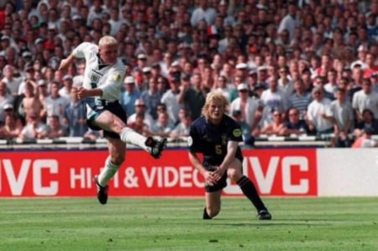 Inglaterra na Eurocopa de 1996 (Foto: AFP)