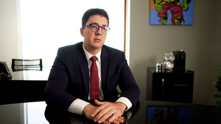 O advogado Victor Penido Machado representa um grupo de 50 pessoas que dizem ter levado golpes de Rafael Bessa