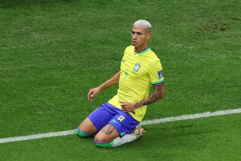 Richarlison marcou dois gols na vitória do Brasil contra a Sérvia (Foto: GIUSEPPE CACACE / AFP)