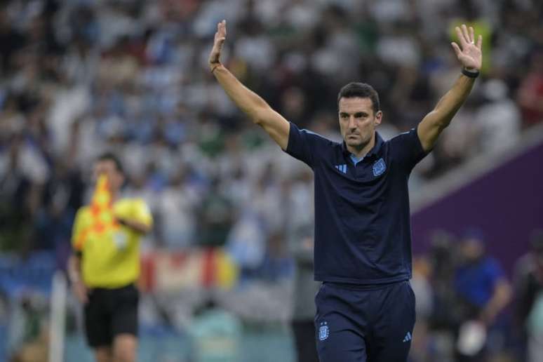 Lionel Scaloni conquistou sua primeira vitória como técnico em Copa do Mundo (JUAN MABROMATA / AFP)