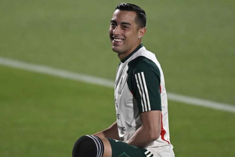 Funes Mori nasceu na Argentina, mas defende a seleção do México (Foto: ALFREDO ESTRELLA / AFP)