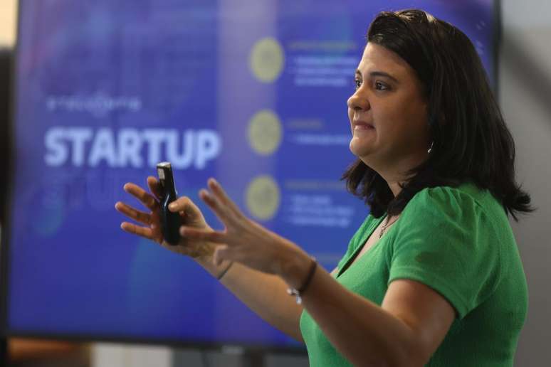 Marina Lima, gerente de inova&ccedil;&atilde;o aberta da Stellantis na Am&eacute;rica do Sul