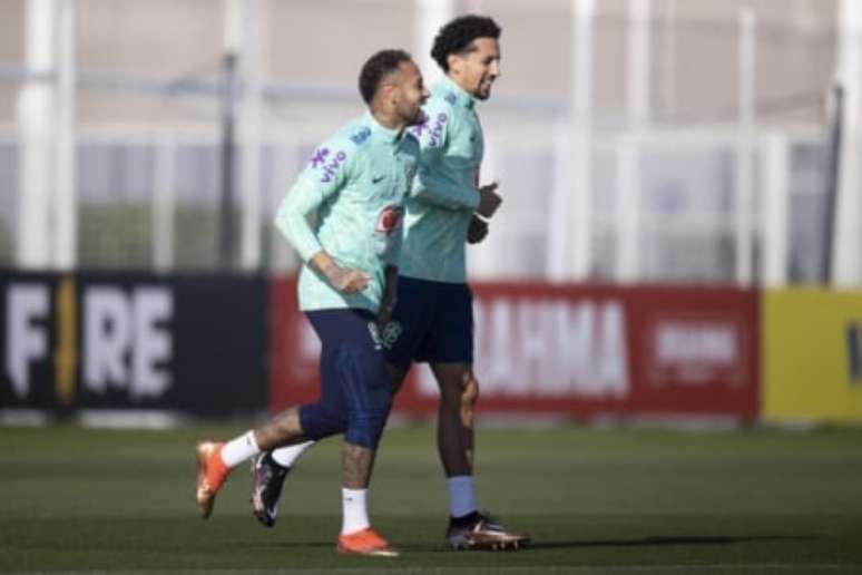 Neymar e Marquinhos durante treino do Brasil (Foto: Lucas Figueiredo/CBF)