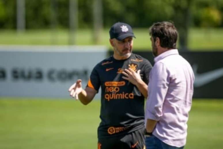 Vítor Pereira e Duílio tinham boa relação (Foto: Rodrigo Coca/Ag.Corinthians)