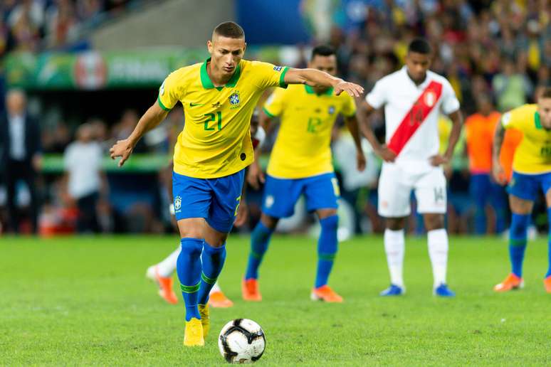 Richarlison já fez história com a camisa do Brasil 