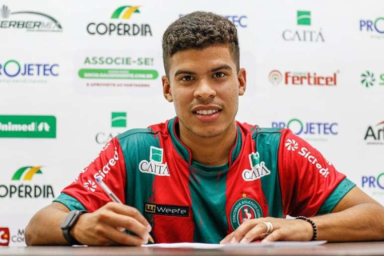 Cesinha vai disputar o Catarinense e está confiante em boa campanha (Foto: Divulgação)