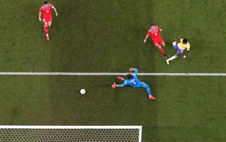 Gol de Vini Jr., que foi anulado