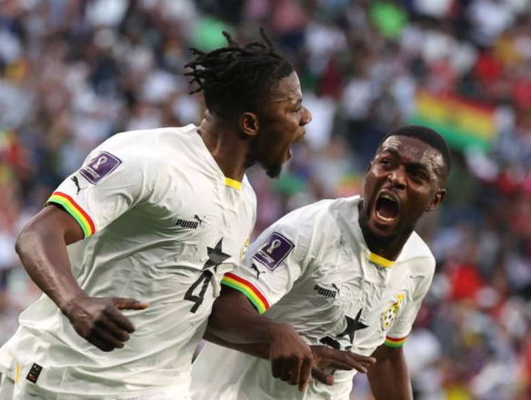 Jogadores da seleção de Gana celebrando um dos gols do país contra a Coreia do Sul