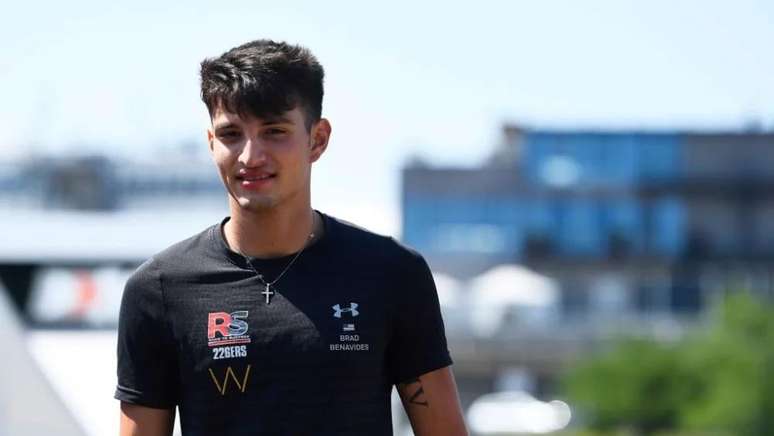Brad Benavides sobe da F3 para a F2 em 2023 